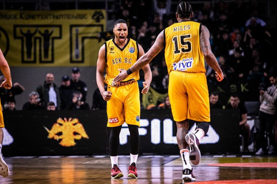 lemar miles aek galatasaray.jpg