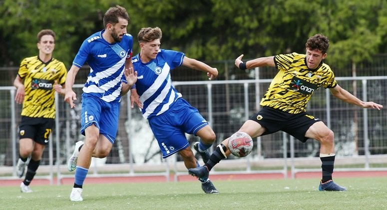 aek akadimia podosfairo.jpg