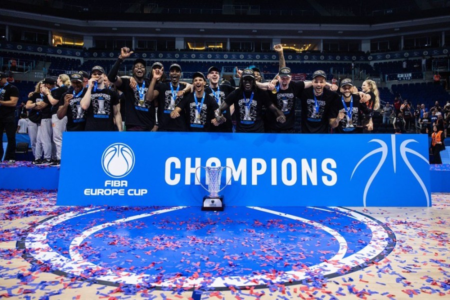 chemnitz fiba europe cup champions.jpg