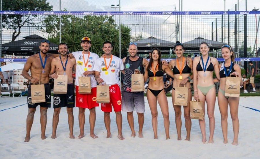 beach volleyball.jpg