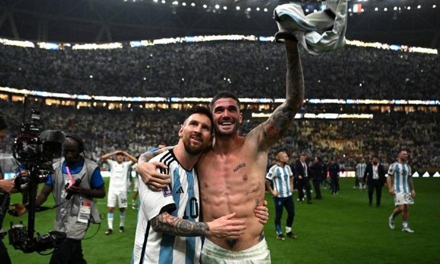 μεσι-ντε πολ.jpg