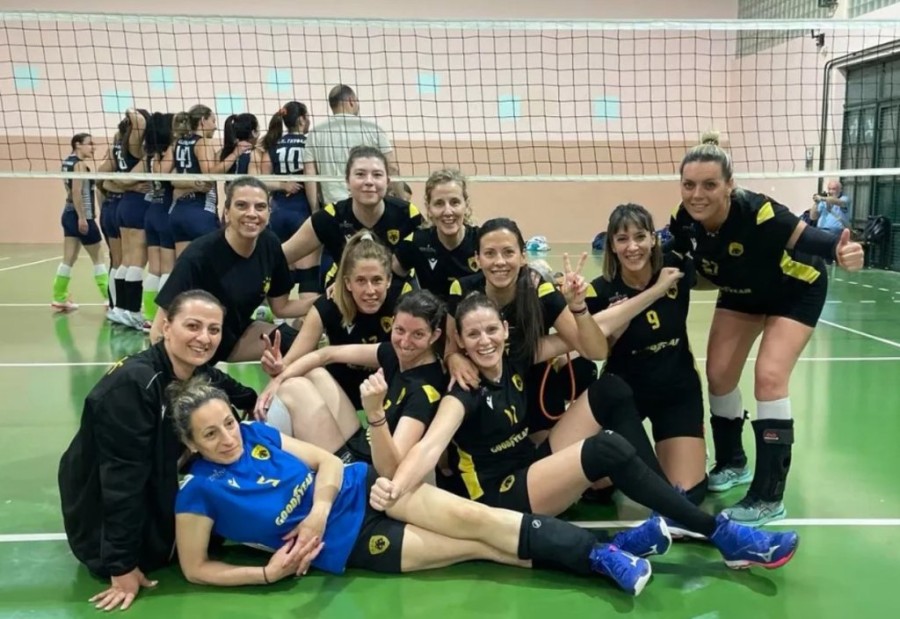 aek vintage volley.jpg