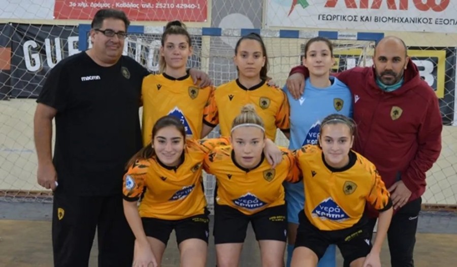aek-women-futsal-salas-team-omada-omadiki1.jpg