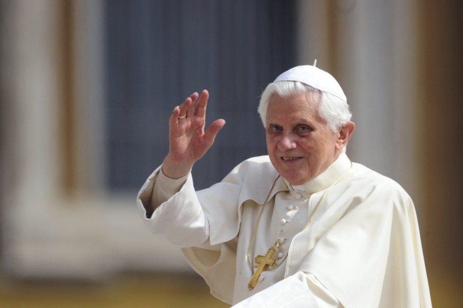 221228-Pope-Benedict-al-0717-6635b8.jpg