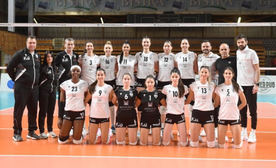 paok womens volleyball.jpg