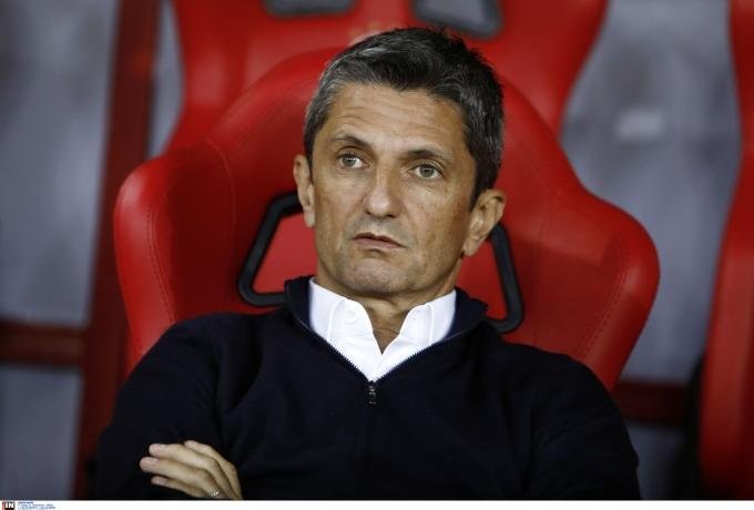 Ραζβάν Λουτσέσκου.jpeg