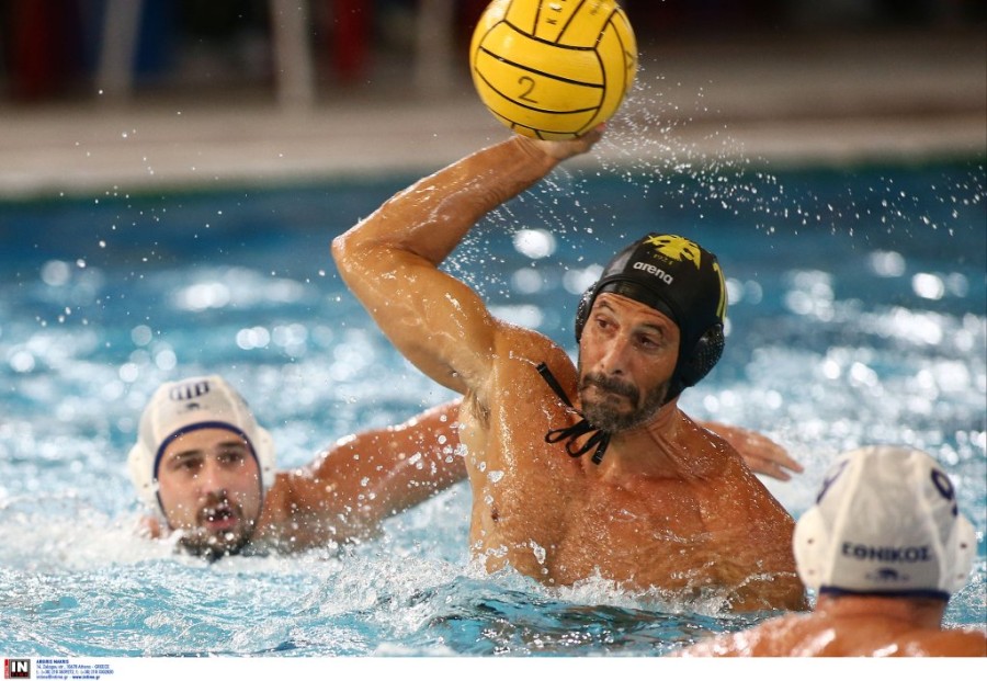 ethnikos aek mens water polo.jpg