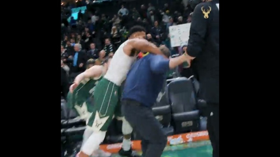 giannis.jpg