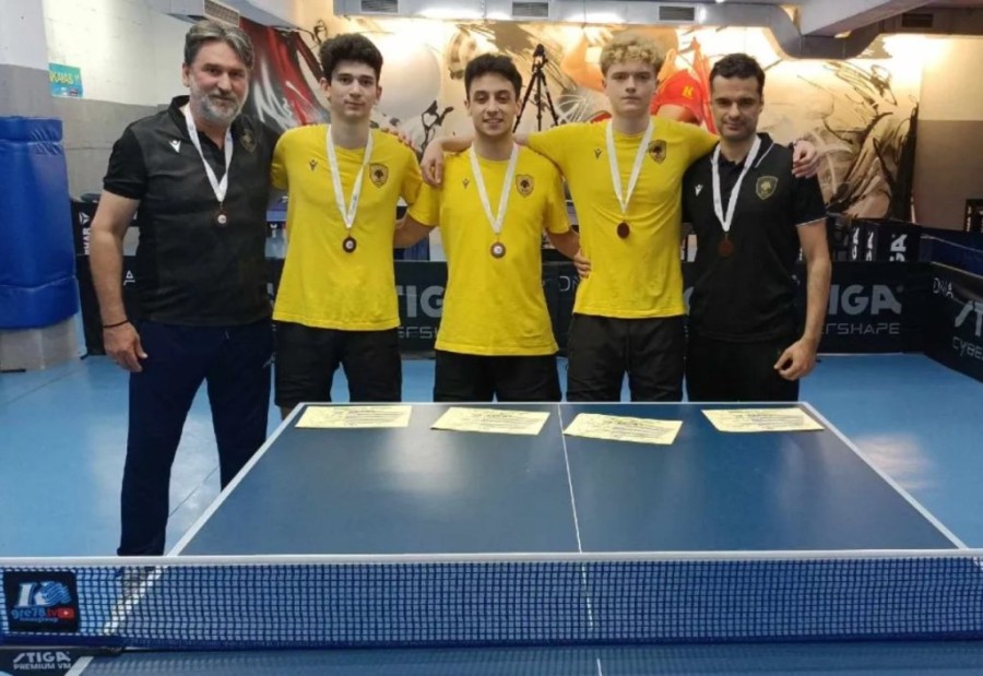 aek ping pong.jpg