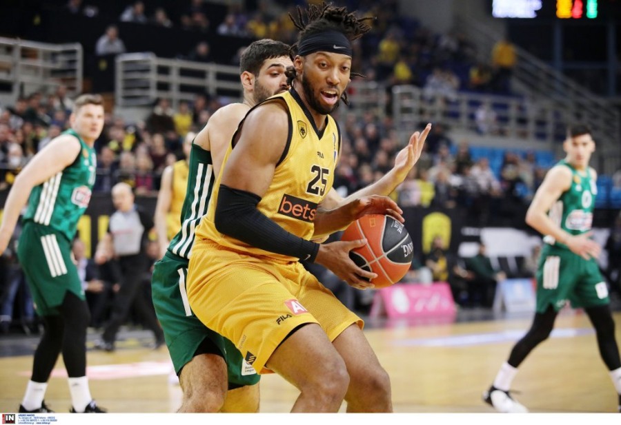 μιτσελ ακιλ .jpeg