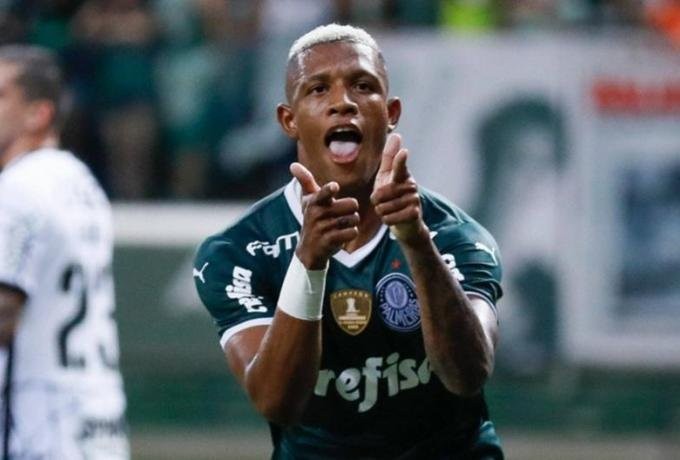 danilo-palmeiras-2022-16491448_231421.jpg