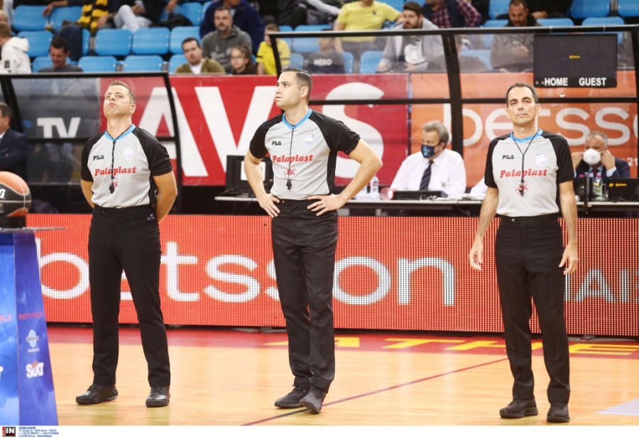 kardaris referee.jpg