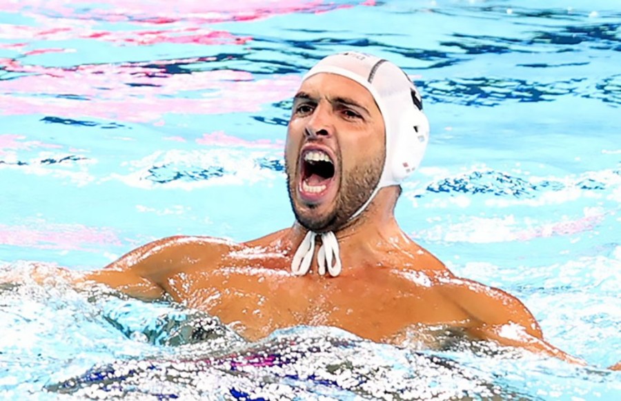 Μετάλλια Πόλο και Μπάσκετ_08.08 Press.jpg