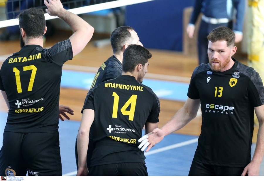 aek mens volleyball.jpg