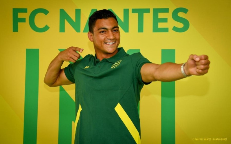 imagen-con-la-que-el-nantes-ha-anunciado-el-fichaje-de-mostafa-mohamed--el-22-de-julio-de-2022--fcnantes.jpg