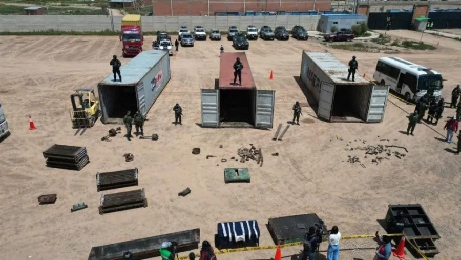 Bolivia - cocaine.png_11zon.jpg