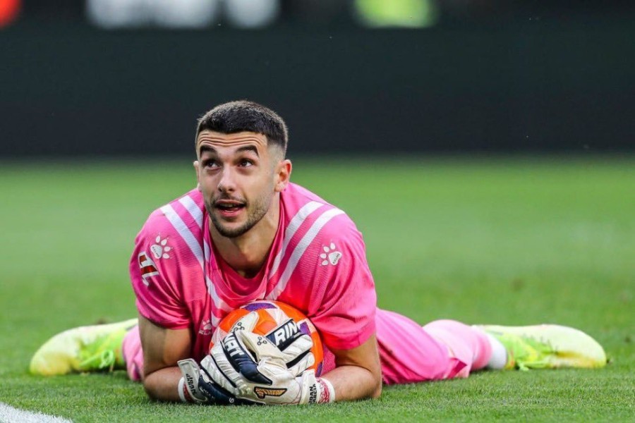 GsbwVrxW8AArGv9.jfif