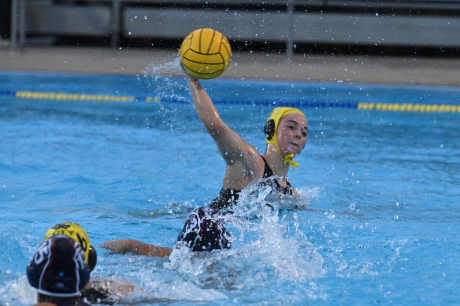 aek vouliagmeni womens water polo.jpg