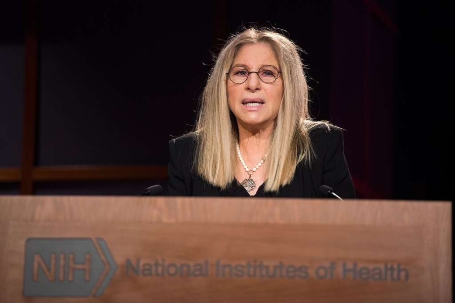 barbra-streisand-gives-lecture-at-nih-41776009505-bcf3df-1024.jpg