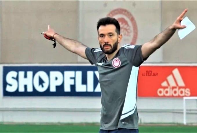 CORBERAN-OLYMPIAKOS-RENTI-1.jpg