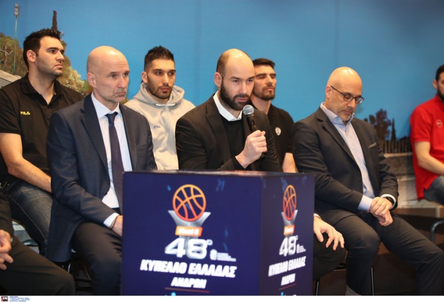 spanoulis kantzouris sinentefksi tipou final 8.jpg