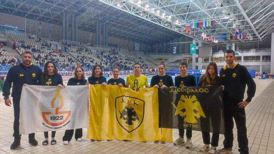 aek-swimming-3211321321123.jpg
