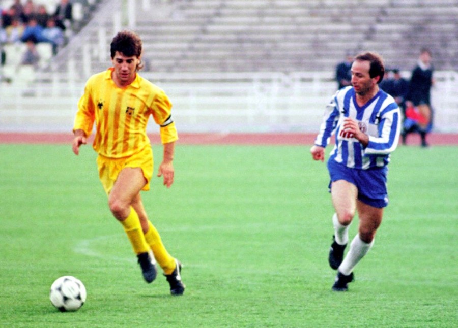 1985-86_aek-gianina.jpg