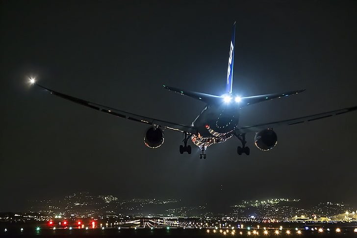 boeing-airplane-aircraft-night-wallpaper-preview.jpg