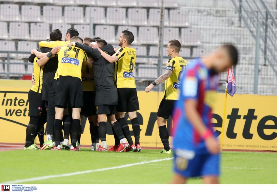 αεκ τριτο γκολ .jpg