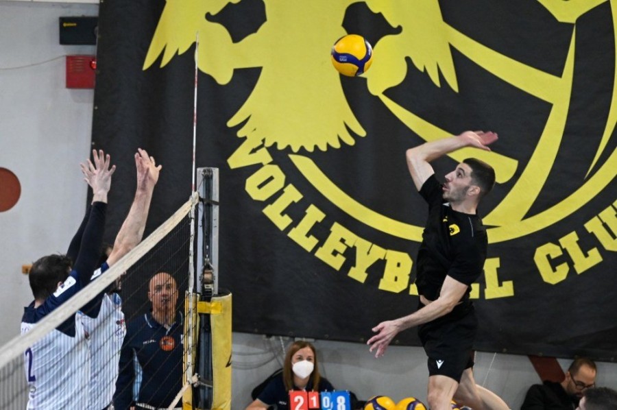 aek-aigialeon-volleyball-men-andres-andriko-paulou-pavlou12412342354.jpg
