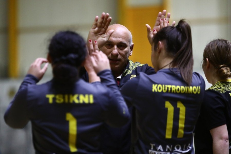 aek-aris-women-handball-gynaikes-ginaikes-kotsiras-geniki-.jpg