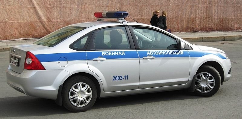 800px-Russia_police_car_01.jpg