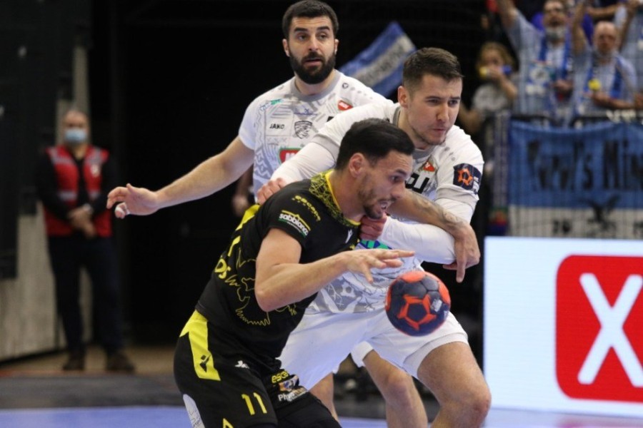 tatabanya-aek-handball-lemos.jpg