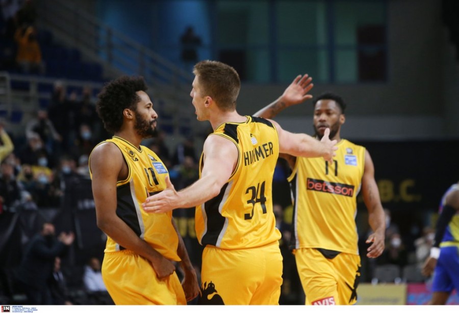 angola hummer griffin.jpg