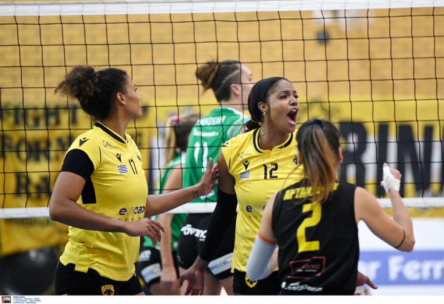 aek pao womens volleyball.jpg