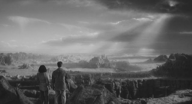 24 Arnold Schwarzenegger on terraformed Mars Total Recall 1990 movie image-modified.jpg