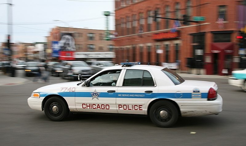 Chicago_police_pan.jpg
