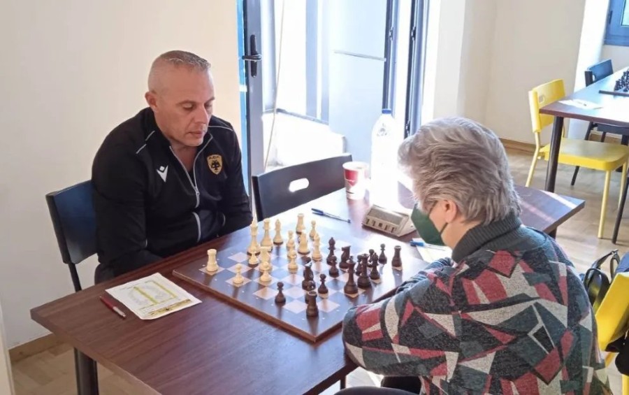 aek-chess-geniki-play1.jpg