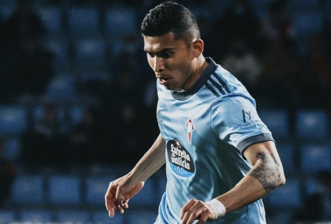 f2c62e37-b264-4d51-a070-5d754fcdf65e_orbelin-pineda-falta-de-minutos-lo-condena-a-salir-del-celta-de-vigo.jpg
