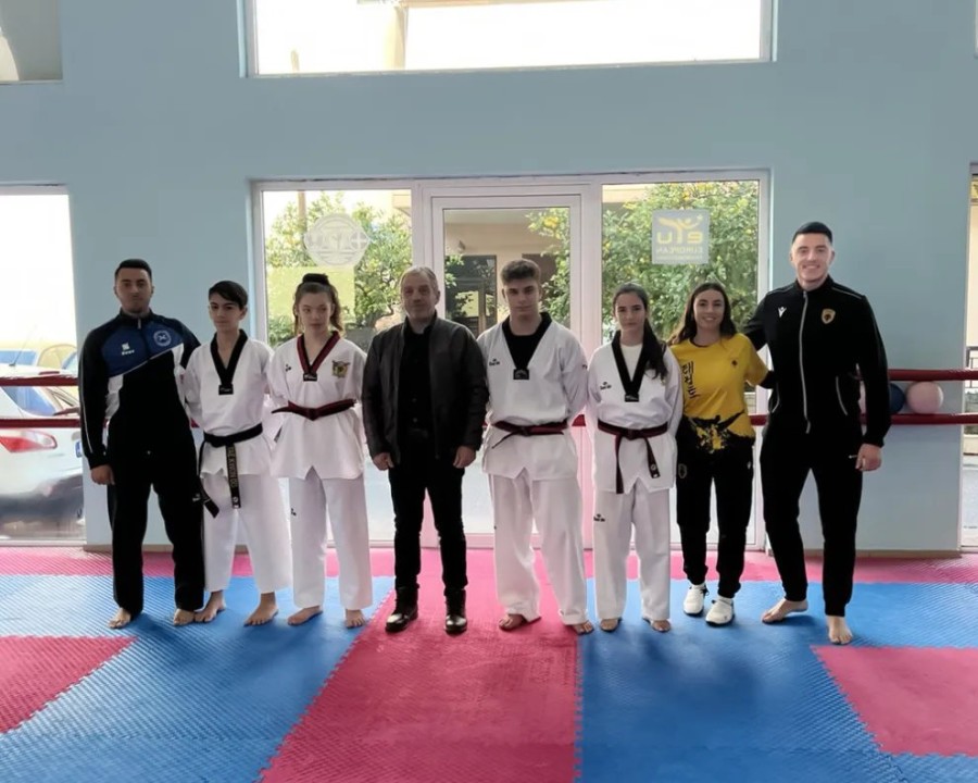 aek_taekwondo_01.23_2.jpg