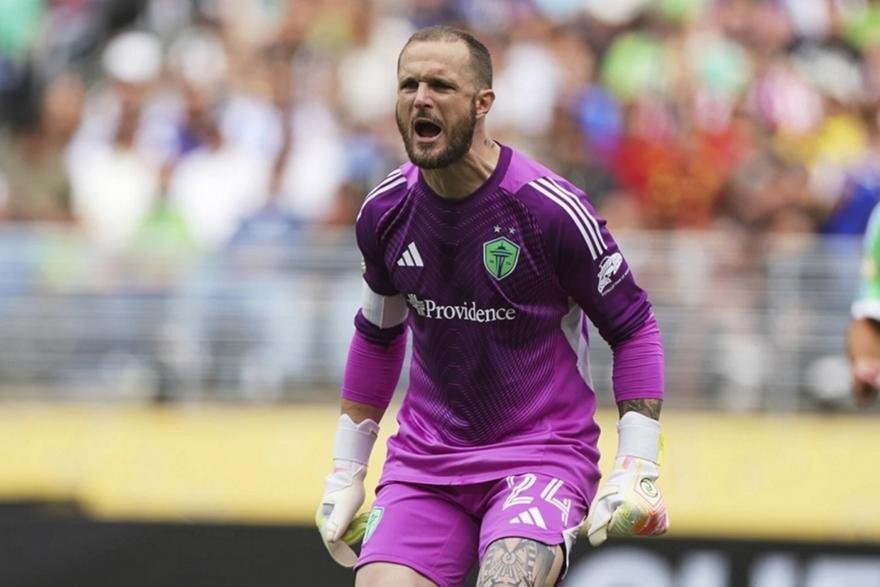 sounders-stefan-frei-injury_085333.jpg