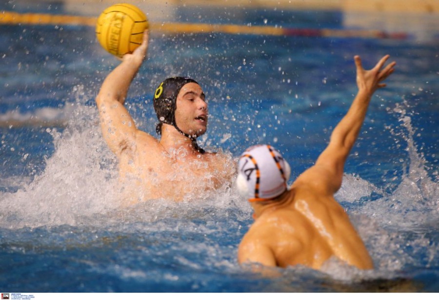 aek mens water polo.jpg