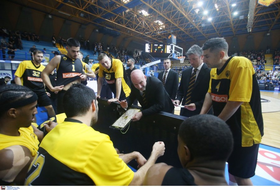 kantzouris paiktes peristeri aek.jpg