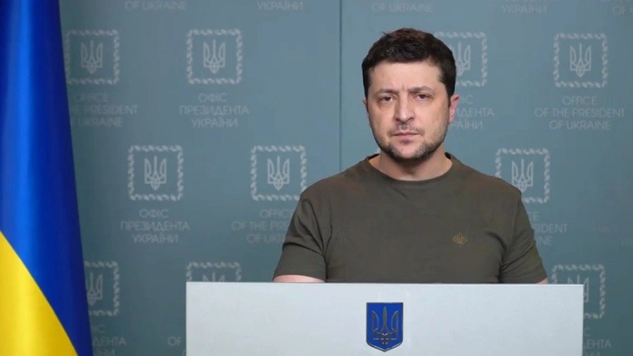 zelensky_new_diaggelma_xr_11zon.jpg