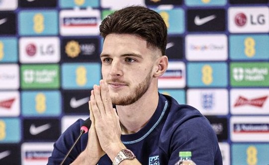 ΔΕΚΛΑΝ ΡΑΙΣ.png