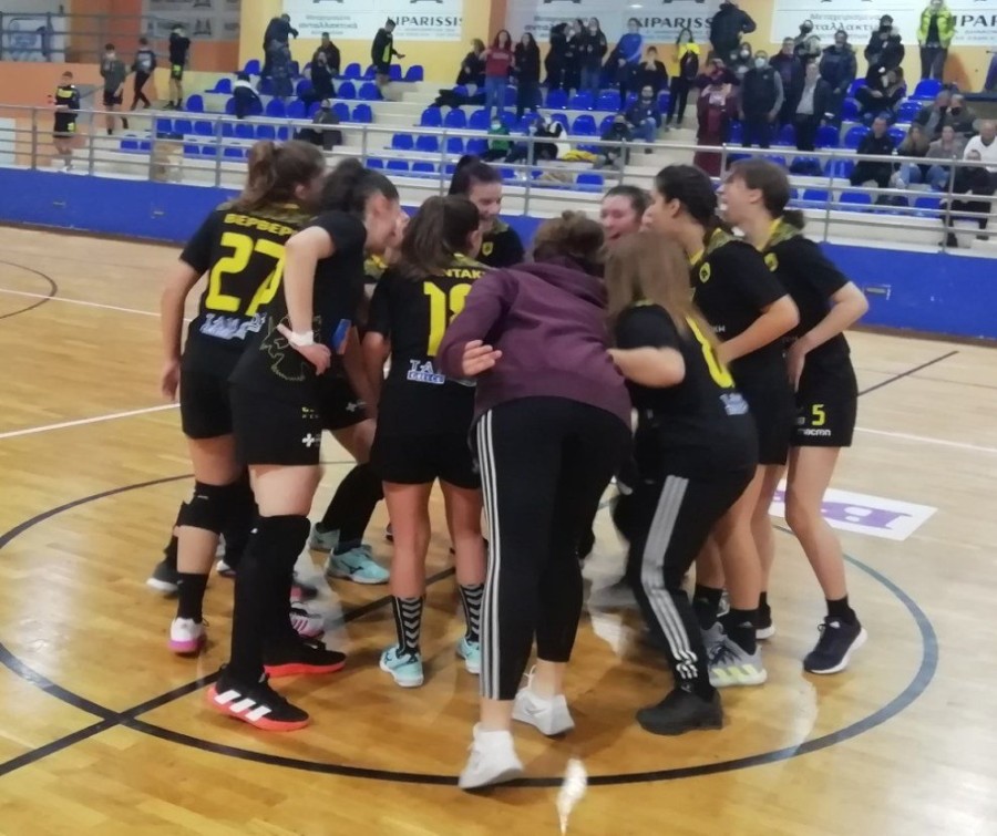 korasides-handball-women-team-omada-omadiki1.jpg