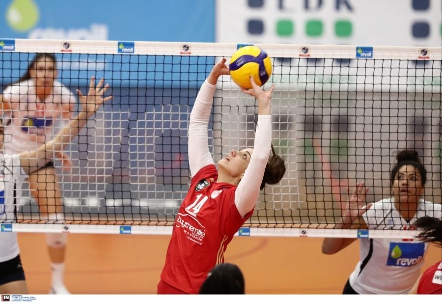 μαρκοπουλο ολυμπιακος.jpg