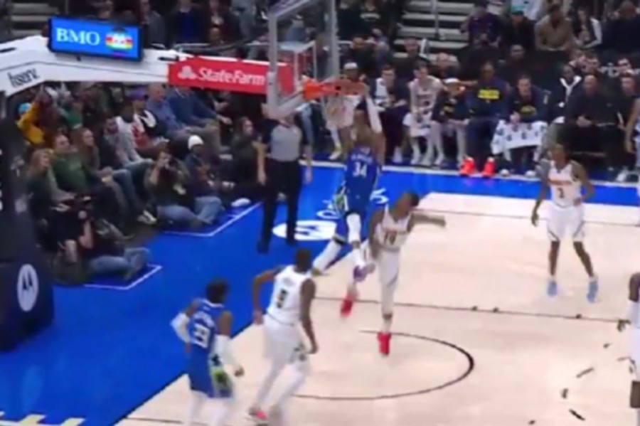 giannis.jpg