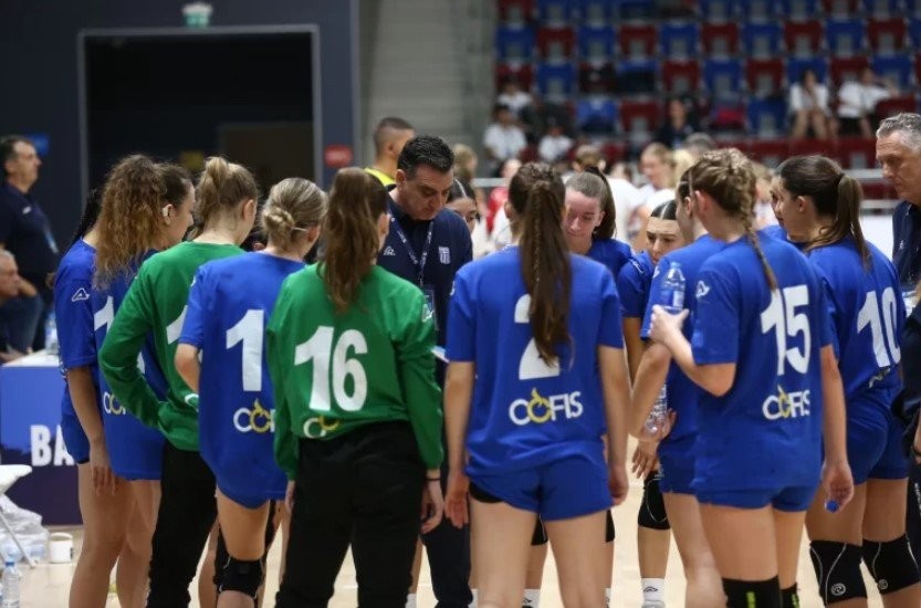 ethniki handball neanidon.jpg