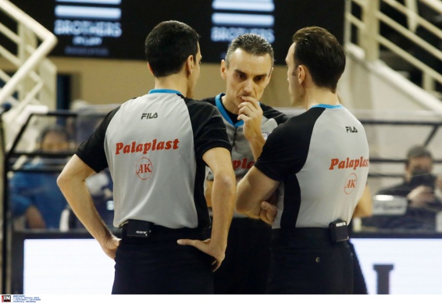 poursanidis giorgos referee.jpg